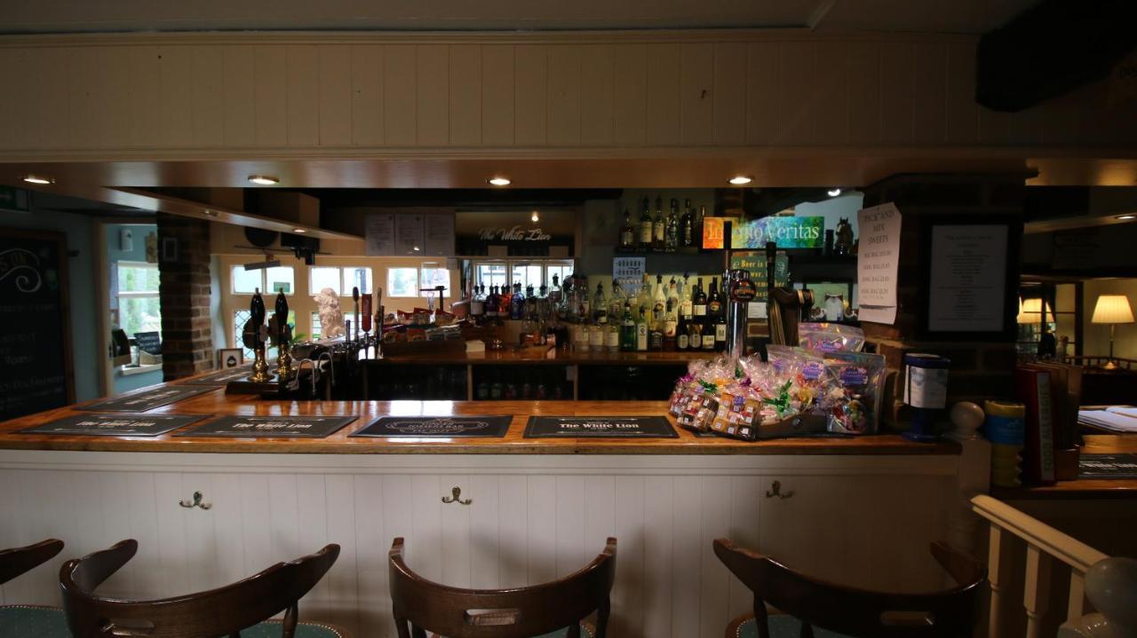 The White Lion At Wicken Bed and Breakfast Milton Keynes Exterior foto