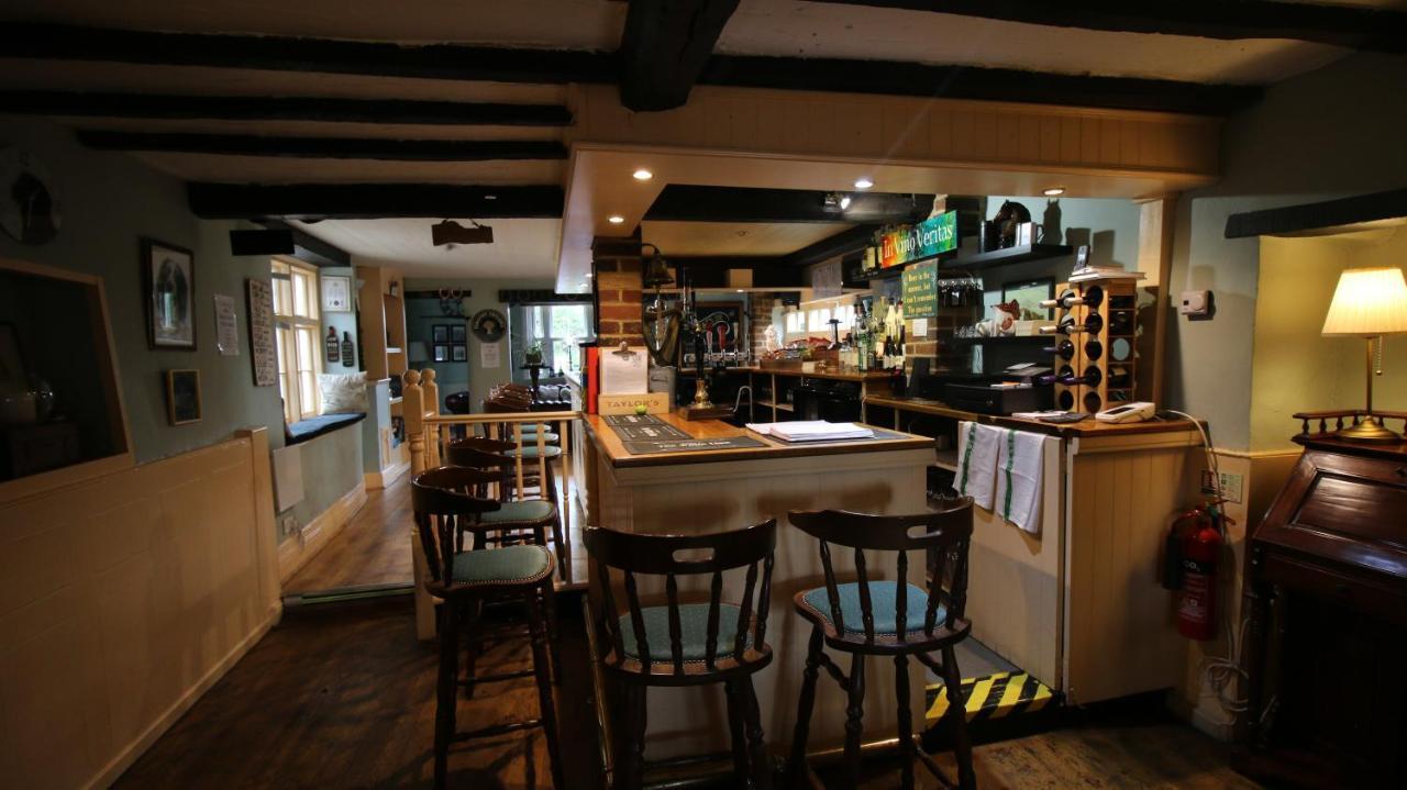 The White Lion At Wicken Bed and Breakfast Milton Keynes Exterior foto